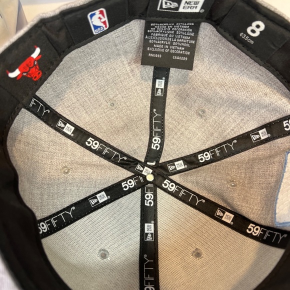 Chicago Bulls New Era Gray Hat 20% Wool Size 8 - Picture 4 of 8